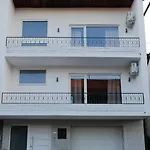 Апартаменты Unique